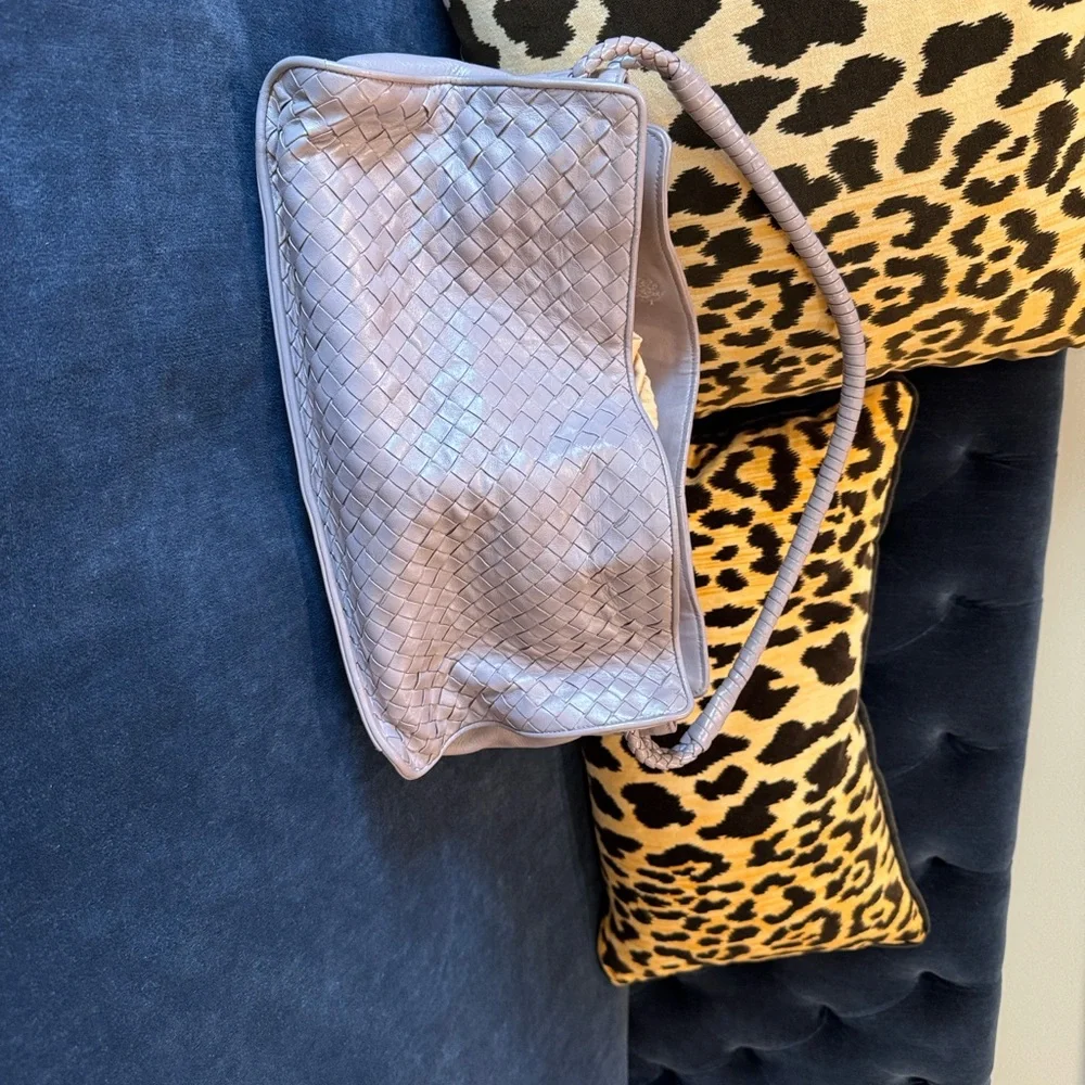 Bottega Veneta Woven Lilac/Grey Shoulder Bag - Picture 14 of 14